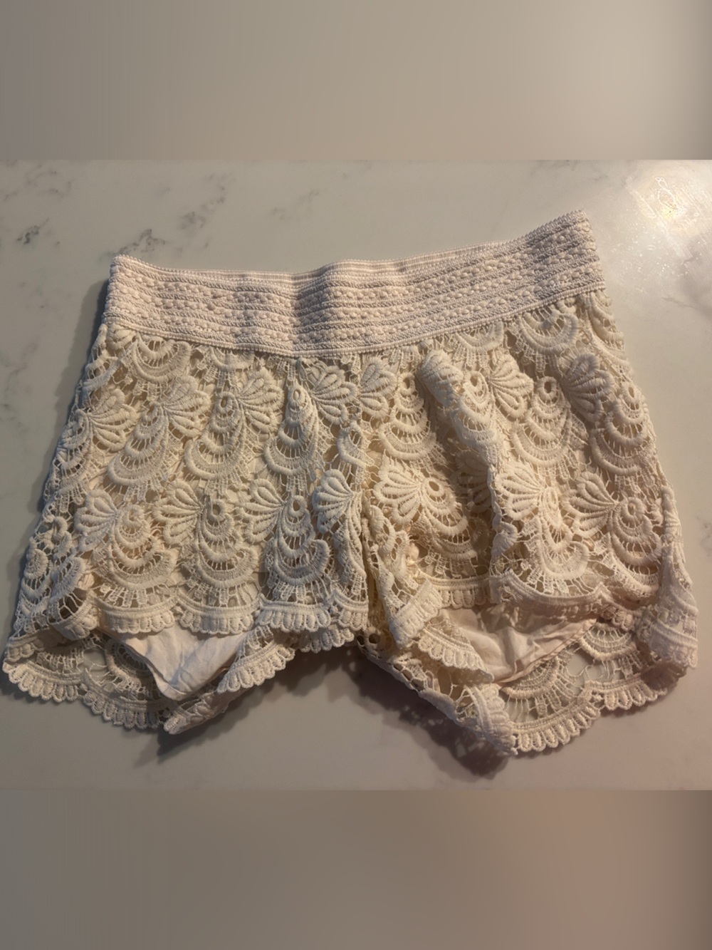 MATERNITY Jessica Simpson Cream Lace Lounge Shorts
